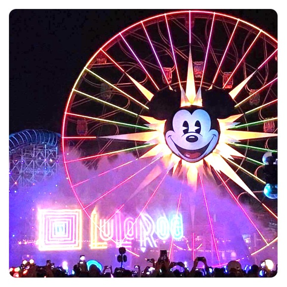 ✨ Brand New🐭Disney🦄Collection! - Picture 1 of 3